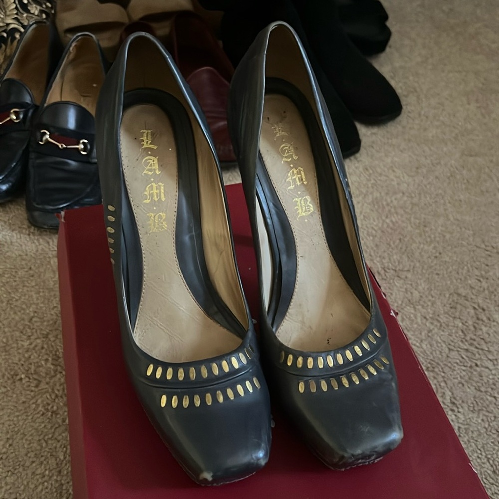 Lamb dark grey heels, platform